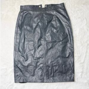 Vintage Black Leather Women’s Zip Up Pencil Skirt